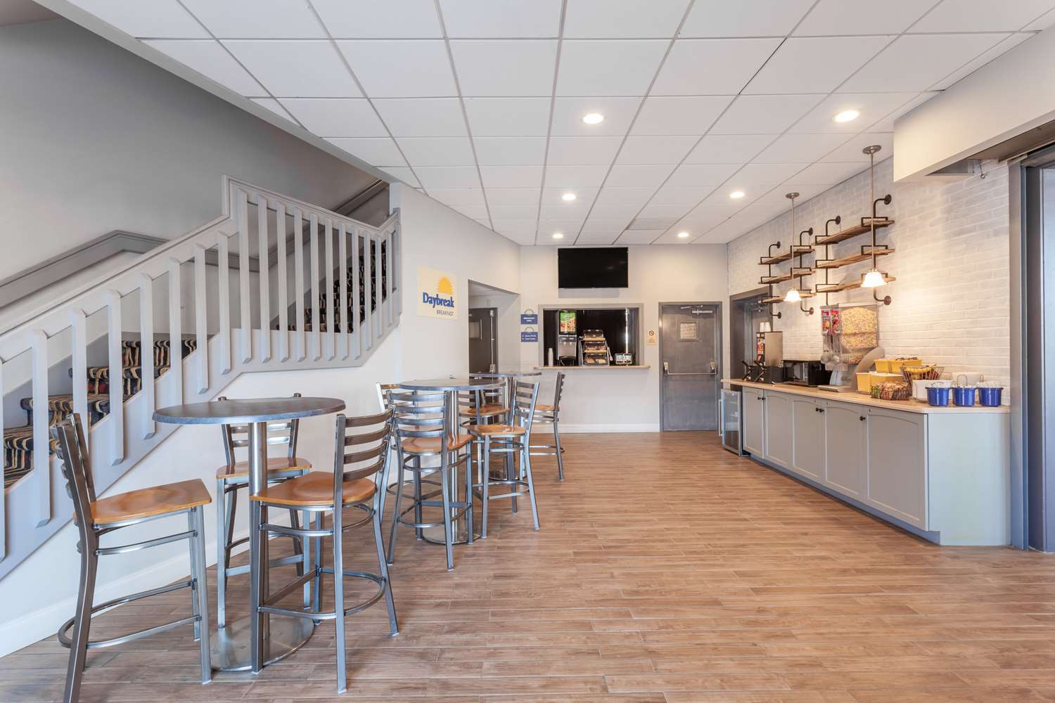 Days Inn & Suites By Wyndham Lancaster Amish Country Mountville Esterno foto