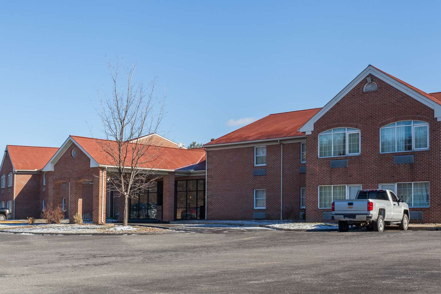 Days Inn & Suites By Wyndham Lancaster Amish Country Mountville Esterno foto